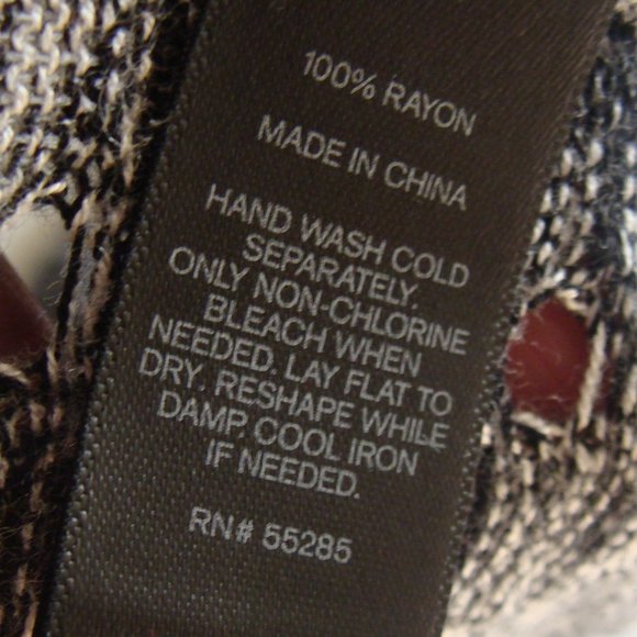 EXPRESS Gray & Black 3/4 Sleeve Open NET Knit Sweater Sz SMALL - Picture 5 of 6